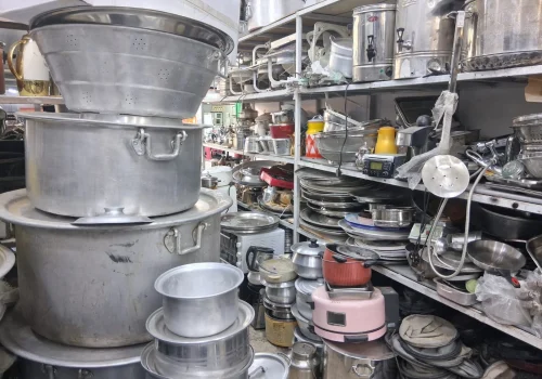 شراء معدات مطابخ مستعملة بالطائف حيث نشتري القدور والأواني وأجهزة الطبخ والمعدات المنزلية والمطاعم المستعملة مع نقل مجاني ودفع فوري وخدمة سريعة لجميع أحياء الطائف